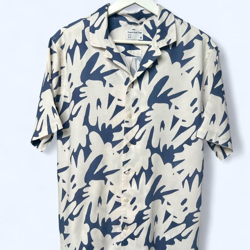 Frank & Oak Abstract Men’s Leaf Print Button-Up Shirt Beige Navy Size S